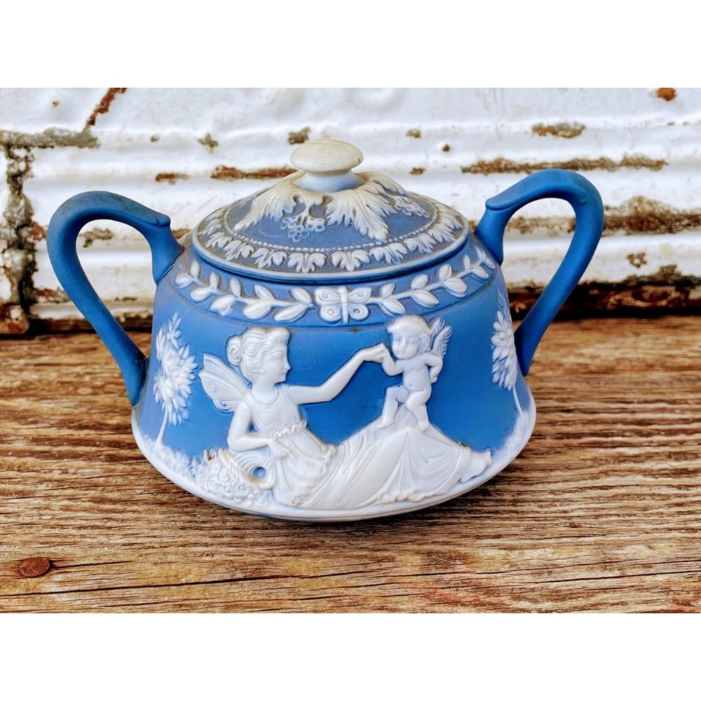 Antique Schafer Vater Blue Jasperware sugar bowl With Fairy Nymph Cherub - Picture 6 of 9